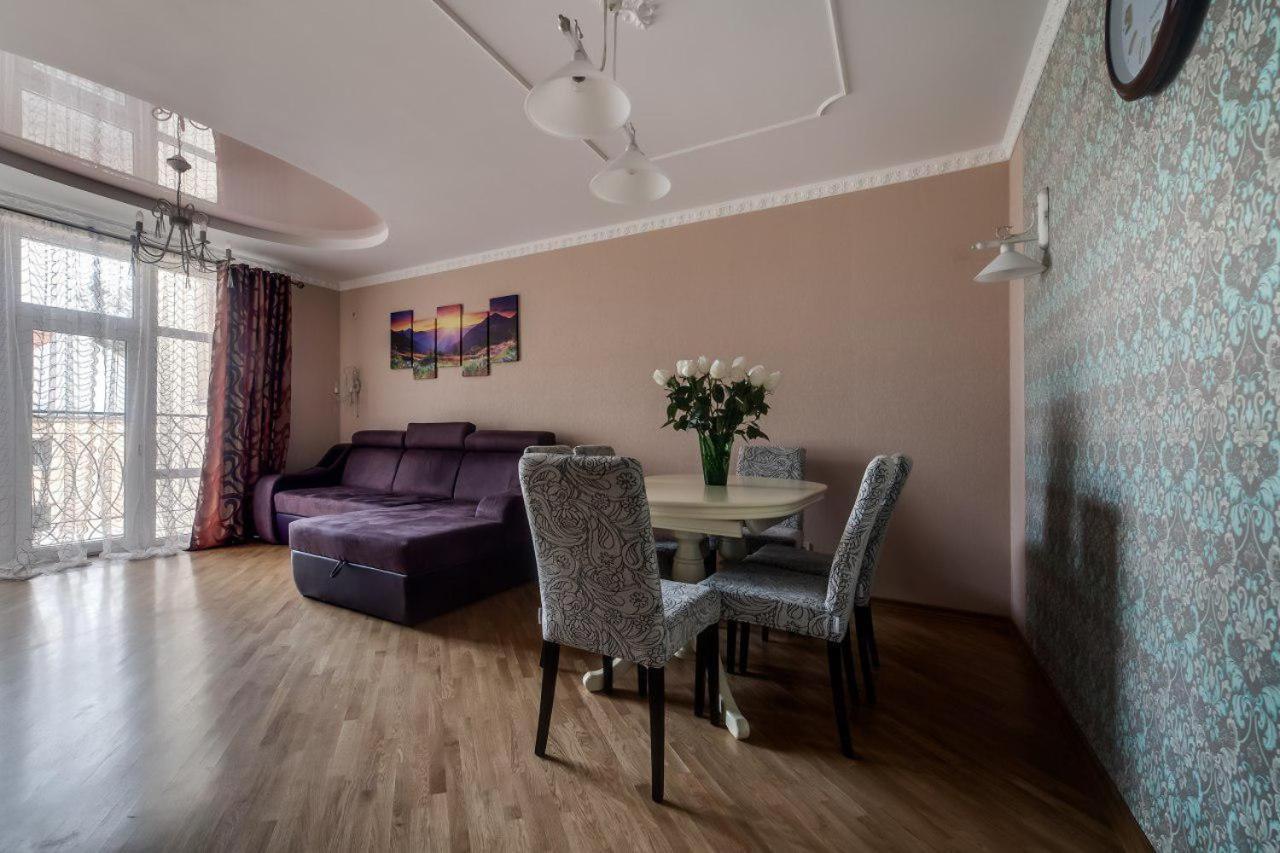 Apartamenty On Kryvonosa Lviv Exterior foto